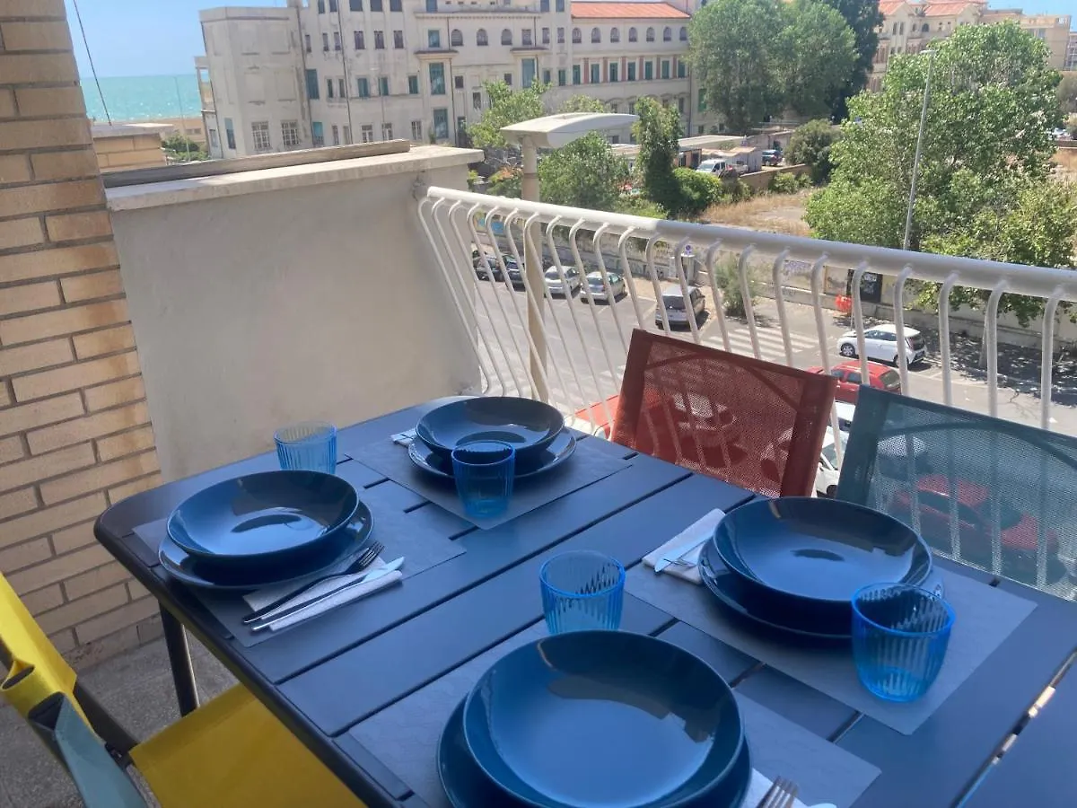 Mau Beach House Lido di Ostia