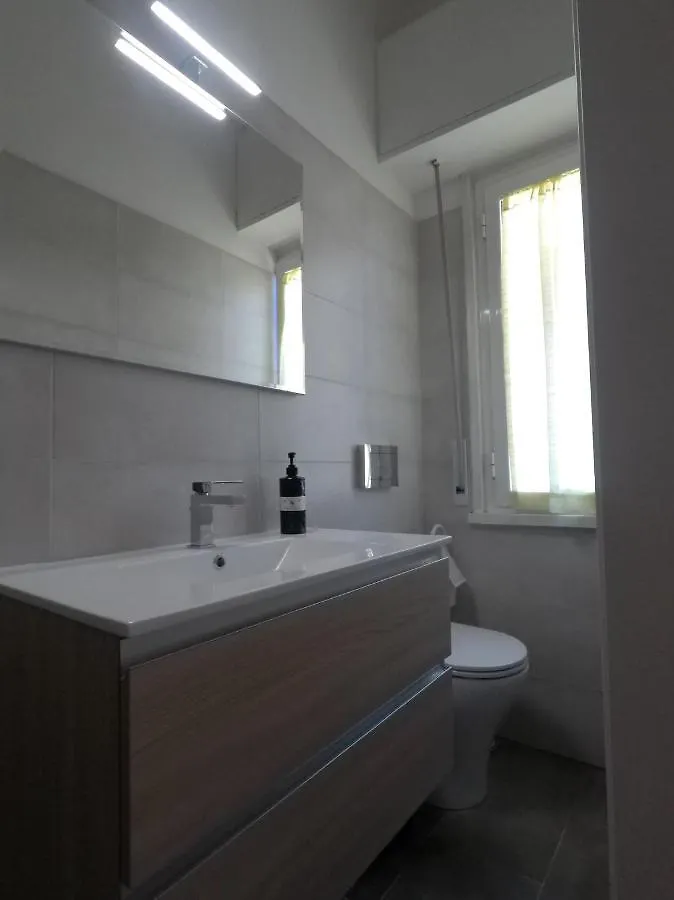 Mau Beach House Lido di Ostia 0*,